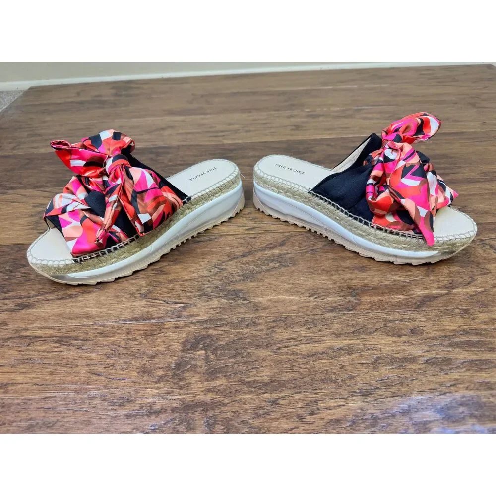 NWOB - FREE PEOPLE Chapmin Sport Espadrille Sandal, Suede, Floral, Bow, Sz 37